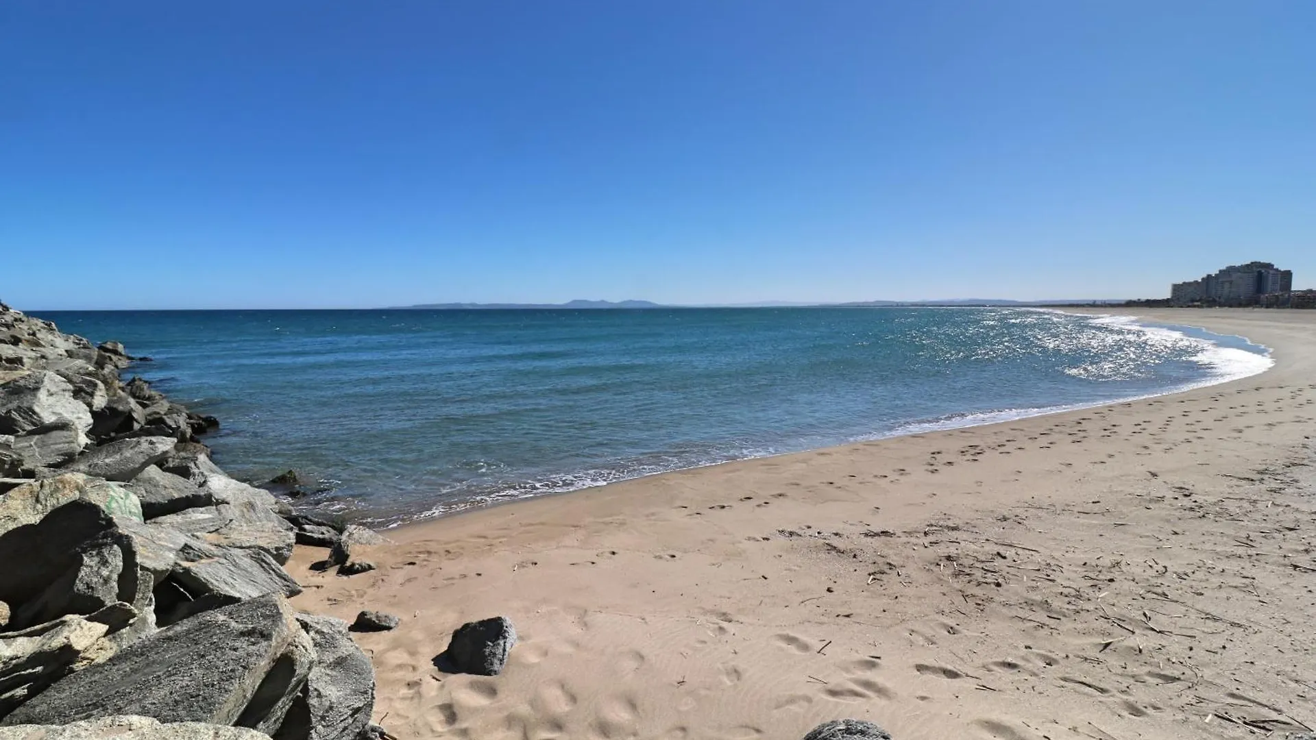 Gran Reserva 21 - Piso Muy Cerca De La Playa 艾姆布里亚布拉瓦 公寓
